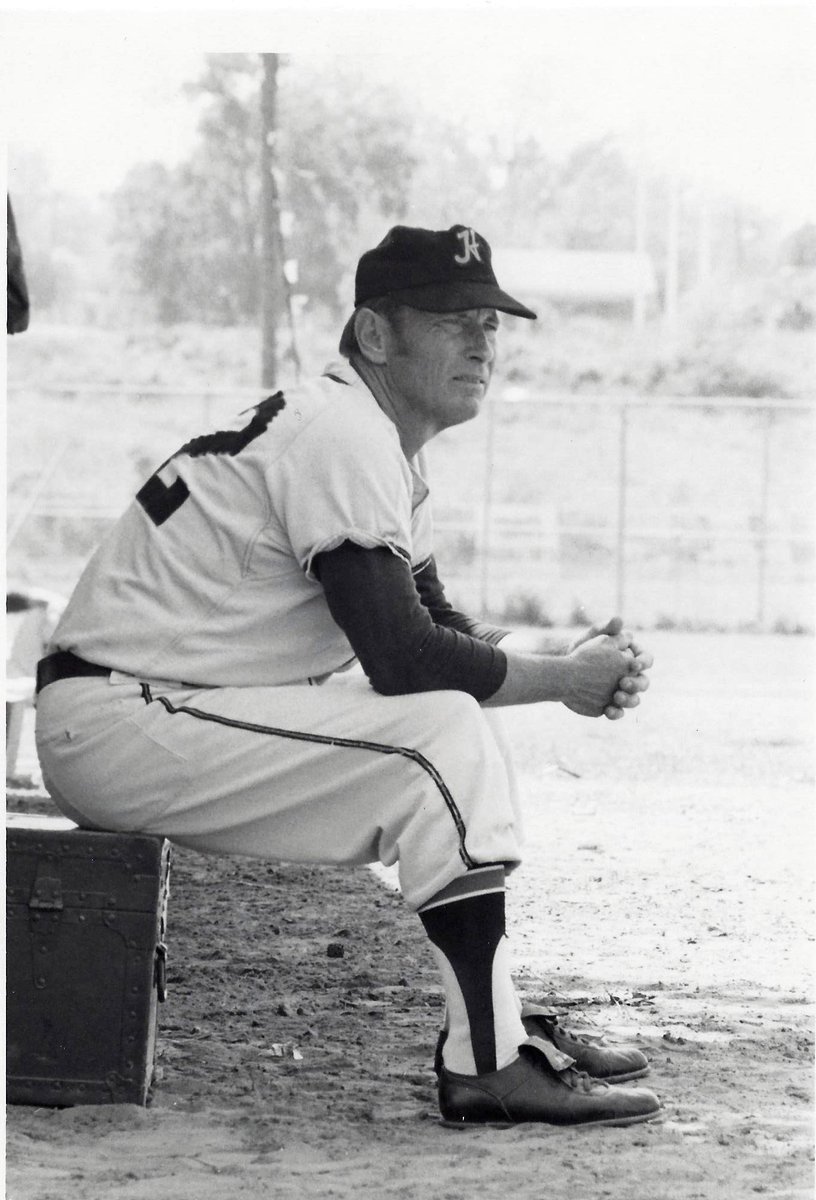 Join us this Saturday as we dedicate our new center field flagpole and plaque to former head coach and World War II veteran Dick Johnson.  Coach Johnson served as the Bisons' head coach from 1970-1988.  The ceremony will begin at 12:30.