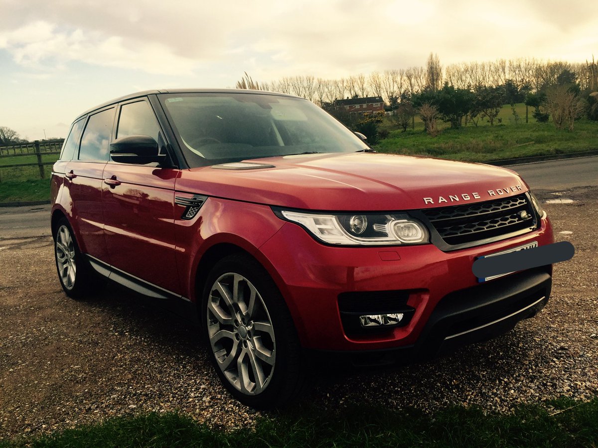 xxSarahEvans's tweet photo. #heartbrokenstatus FOR SALE: my personal 2015 RR Sport TDV6. 47,500 miles, about every option you could select. Really don’t wanna sell her needs must. Offers around 40 please! 😞😞💔💔 https://t.co/aFAXlMs9OG
