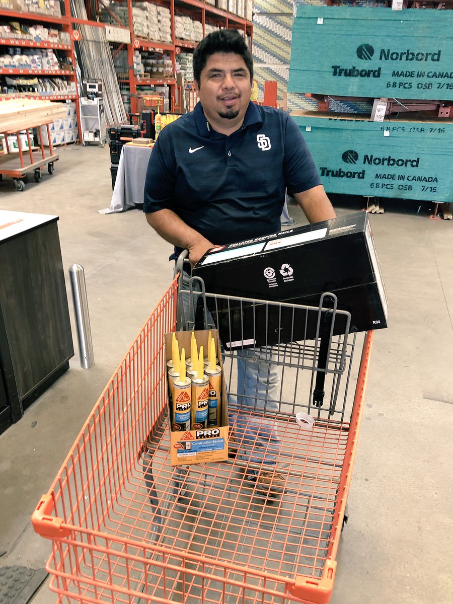 DCarlitozzz13's tweet photo. Great Sika Pro Select Training and Sales at Home Depot Genesee San Diego #680. Great job to Eddie with the Sika Anchor Fix 2/Construction Adhesive Demos!! #SoCalSika #ProsSelectSika  @NikkiJ6875 https://t.co/usec5RPzNt