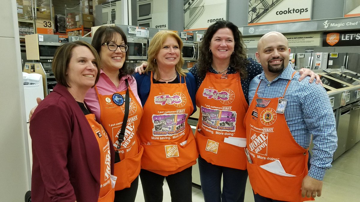 KathyHD2758's tweet photo. Had a awesome walk today with Crystal and Heather, recognizing the associates. https://t.co/0nvGe4Ih7x