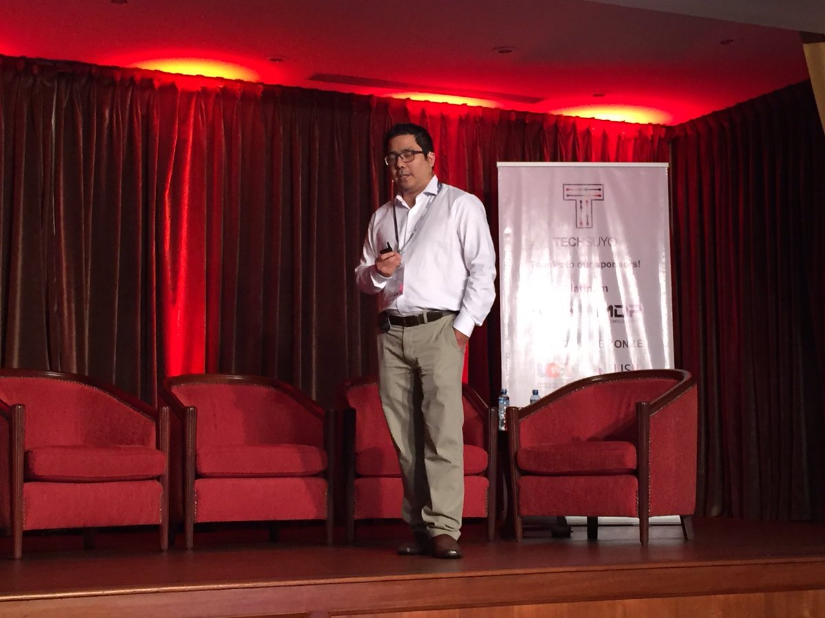 Tecnologia21com's tweet photo. “Estamos buscando problemas críticos en nuestros clientes para tratar de solucionarlos con nuevas tecnologías”; Luis Sakihama - gerente de innovación de AMD Consulting. #TechSuyo #TechSuyo2019 #SiliconValley https://t.co/G82qbxwsNf