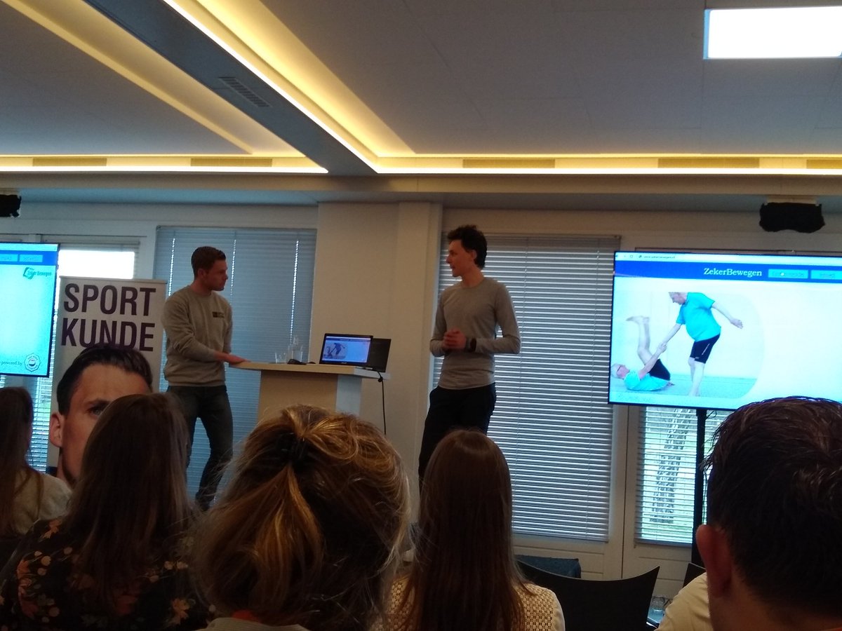 NextSportLevel's tweet photo. Daar gaan we! De topstudenten pitchen hun oplossing voor de casus. #innovatie #nextsportlevel2019 #sportkunde #hogeschool #sportstudies #nocnsf #oppapendal https://t.co/Dgy8yP6zcR