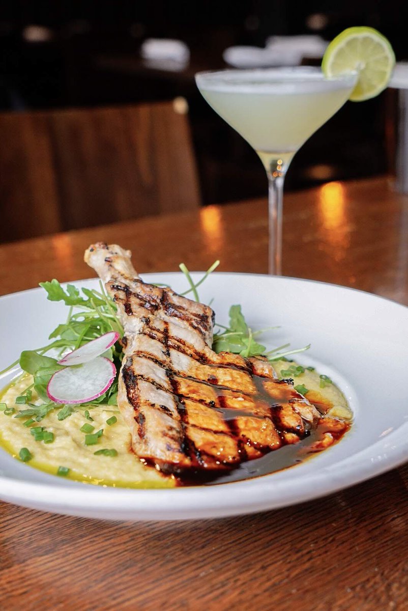 Double Thick Cut Ohio Pork Chop😍

creamy polenta, chef’s garden pea tendrils, ginger honey sauce