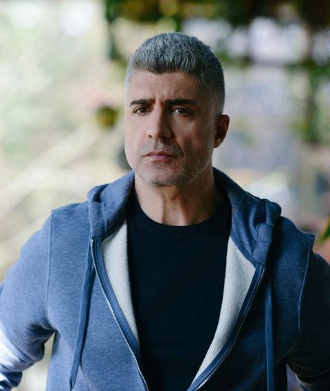 ozcandennizz's tweet photo. #ozcandeniz 💙🎈 https://t.co/RYqFbcRH5s