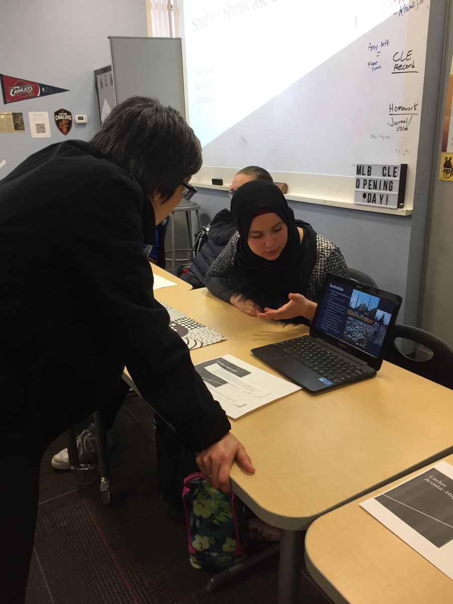 MetroECMS's tweet photo. Parents and community members visit @MetroECMS for the 3rd annual student showcase. Students present their favorite work to those in attendance using their Metro Habits. #STEMeducation #21centurylearning @MetroHS @MetroInTech https://t.co/vPrRDNxR3k