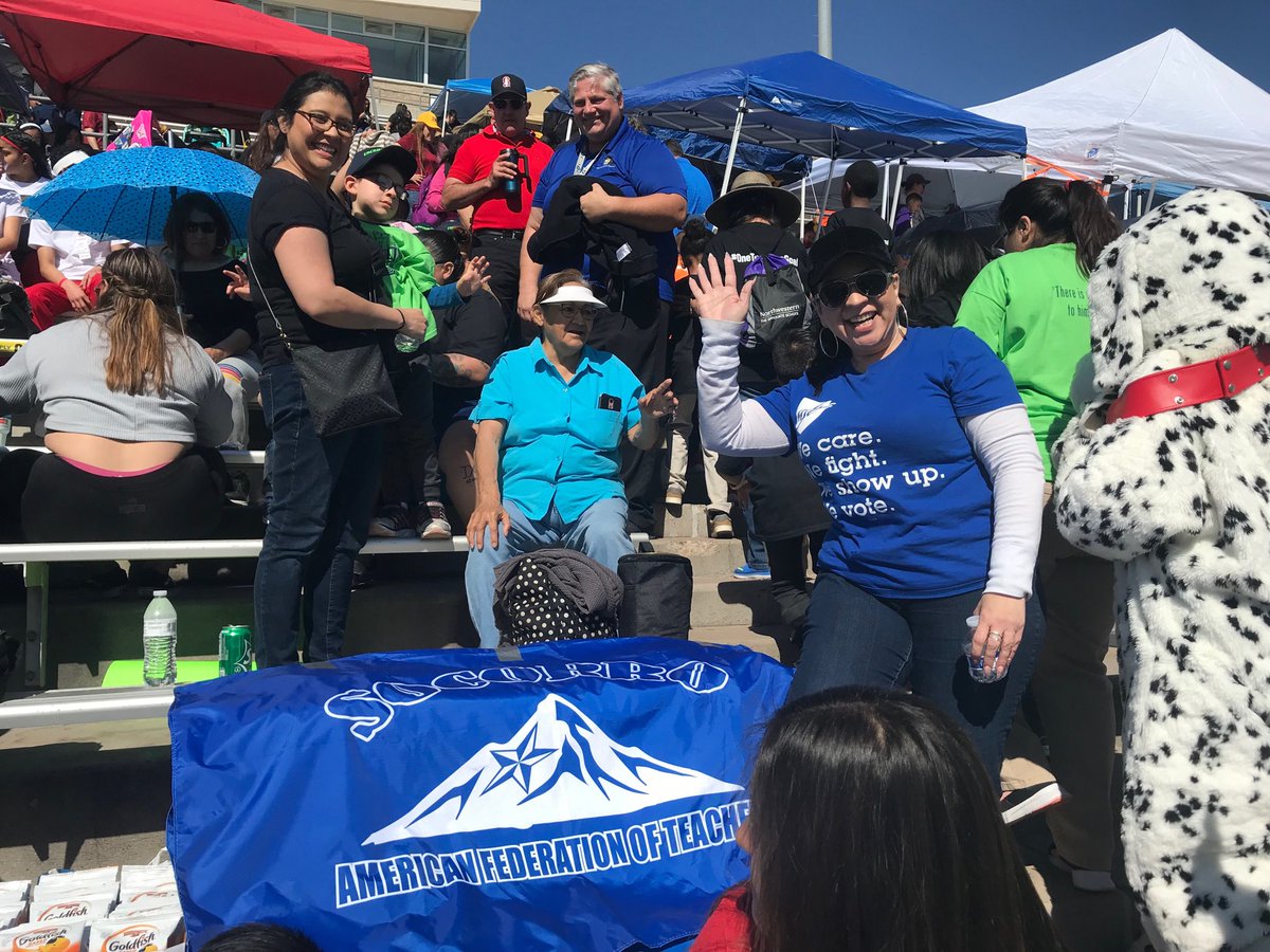 BNarbuth_ES's tweet image. Thanks to Socorro AFT for providing snacks for our athletes and fans. 👍🏼⁦@SOCORROAFT⁩ #TeamSISD #SpringGames