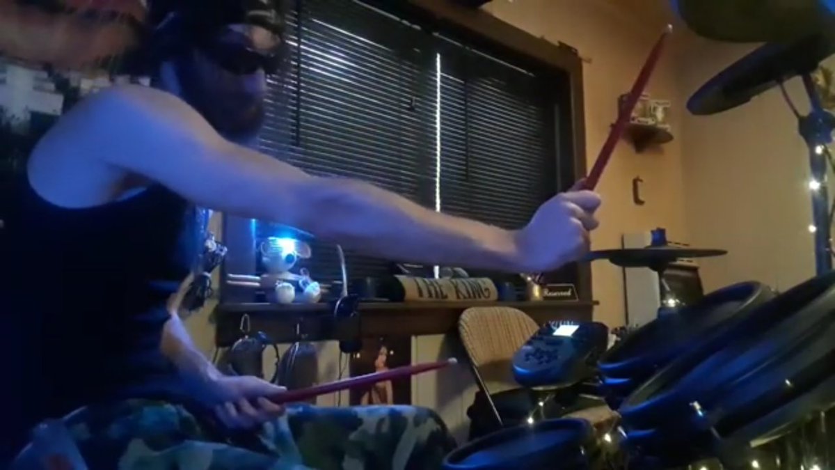 rayroc421's tweet photo. Das a lil better😉😎 @Alesis #NitroMesh #ElectronicDrums setting 1 (of 40) "Broken Stick Solo" previously recorded #DrummersGonnaDrum 🥁🥁🤘🤘
Link 👇☠🤘👇
https://t.co/tlhZSdALsi https://t.co/lX3jcXjMtM