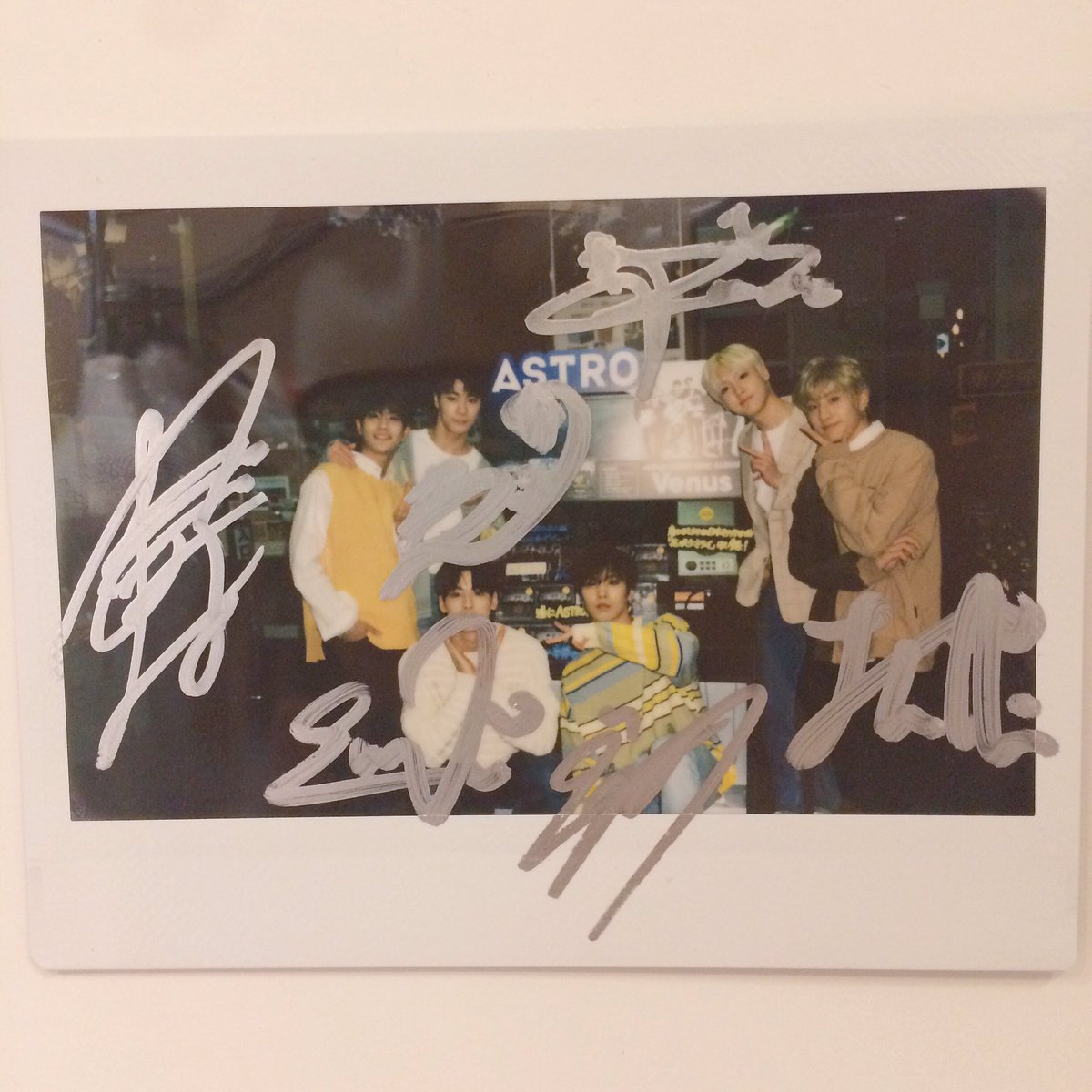 ASTRO ご来店💓】 4月3日に日本デビューミニアルバム｢#Venus｣を