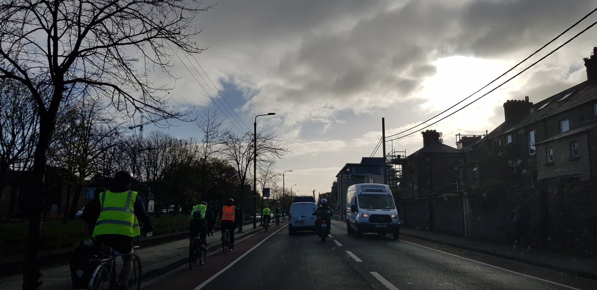 Some amount of cycling in Dublin. Cold morning, well done everyone 
<a href="/Cyclistie/">Irish Cycling Campaign</a> <a href="/bike_inDub/">bike in Dublin</a>