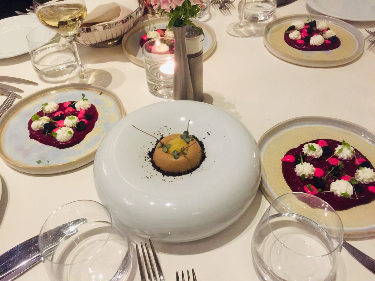 Всім смачного! #Українськікулінарнідні в Анкарі. Готель <a href="/AnkaraHiltonSA/">Ankara HiltonSA</a> 3-5 квітня, з 19:00/ Ukrayna Yemek Günleri Ankara’da. Yer: <a href="/AnkaraHiltonSA/">Ankara HiltonSA</a> , Tarih: 3-5 Nisan, saat 19:00. Afiyet olsun! 🍽🍡🍢🥗