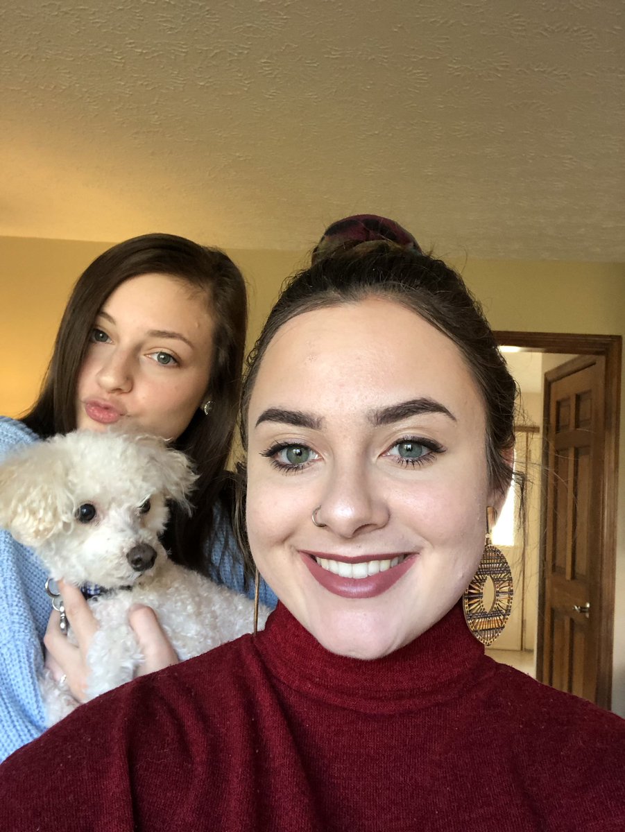 meredithmalje's tweet photo. @asheighajackson happy birthday boo!! i love u and ur hugs!! can’t wait to see u tonight!!💘🦋 https://t.co/75aJkRZuBa