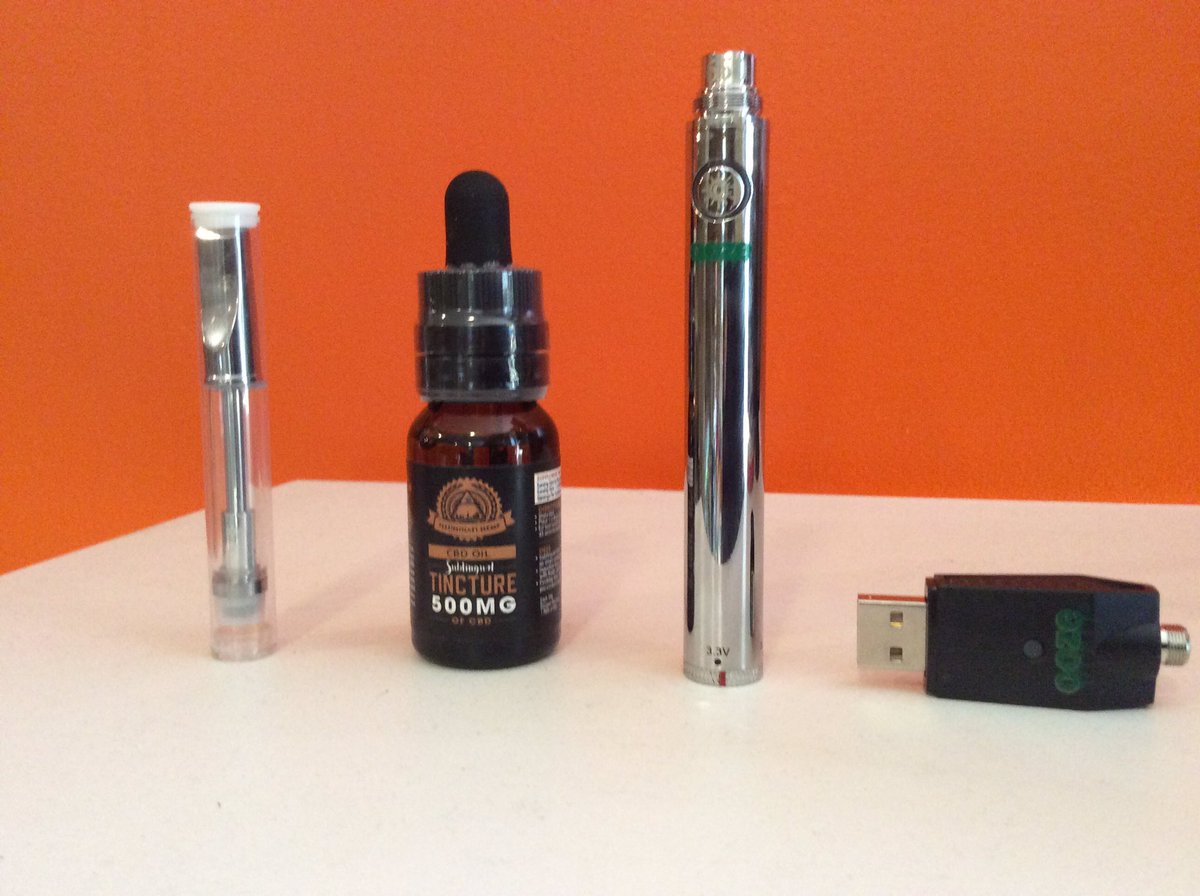 HeadShopCats's tweet photo. New to vaping CBD or wanna try it out? Come on down for our Vape Bundle! Get:
   -An Ooze 650 Battery
   -An Empty Cartridge 
   -A 500 mg CBD Bottle
   -An Ooze Pen Charger
All for $47!! A savings of $5 if bought separately https://t.co/20YNcZWIa7