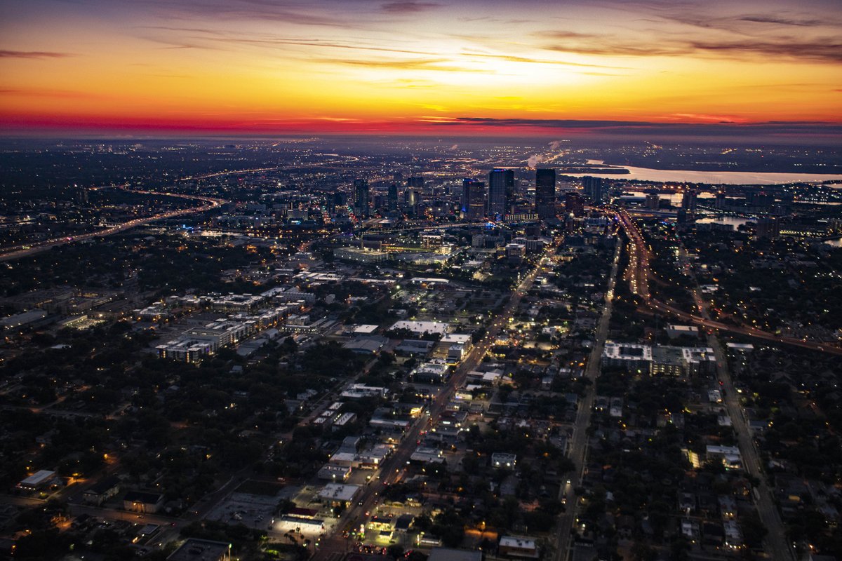 A beautiful flight this morning over #Tampa in Action Air One. A really cool "behind the scenes" video of our flight is coming your way soon! Enjoy the rest of your day!