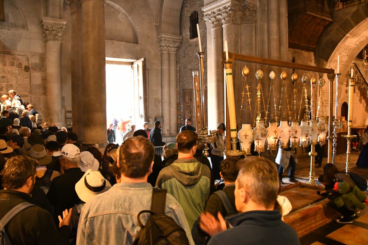 CannaTechGlobal's tweet photo. CannaTech VIP tour makes a stop at the historic church  of the Holy Sepulchre and enjoys the bazaar market in the Old City of Jerusalem.

https://t.co/kMncurBXgQ

 #CannaTechTLV #CannaTech #Jerusalem https://t.co/dXeC1i4jOq
