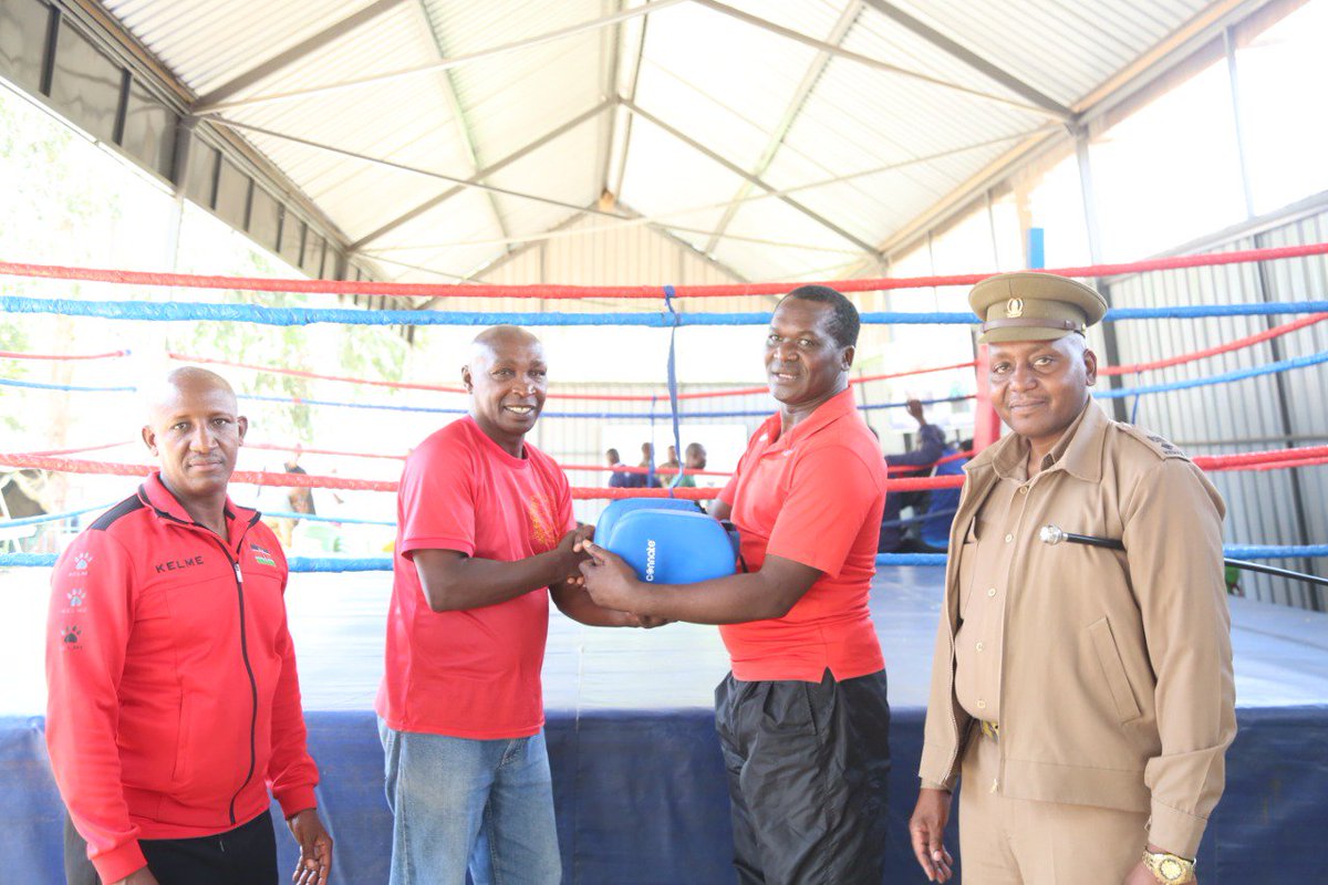 kdfinfo's tweet photo. An 8-day boxing coaches’ training started today at Jamhuri Park Grounds.The course,organized by #DEFABA &amp; Boxing Association of Kenya, is meant to prepare boxing coaches &amp; retiring boxers transitioning into coaching with relevant skills &amp; knowledge of managing &amp; training boxers. https://t.co/oqPVLd2mrQ