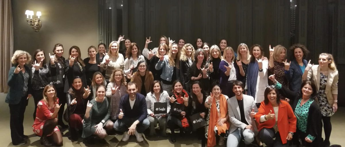 Do you want to be the next to partner with us?🤘
At <a href="/WeRock_Capital/">WERockCapital</a> we invest in Technology start ups in pre-seed stage, scalable with one woman on the founder team.
This week deal flow with 5 great pitches <a href="/Beenergy_es/">Be ENERGY</a> Skindom <a href="/cocorointim/">COCORO</a> <a href="/Vooiage/">Vooiage</a> @voxprima_