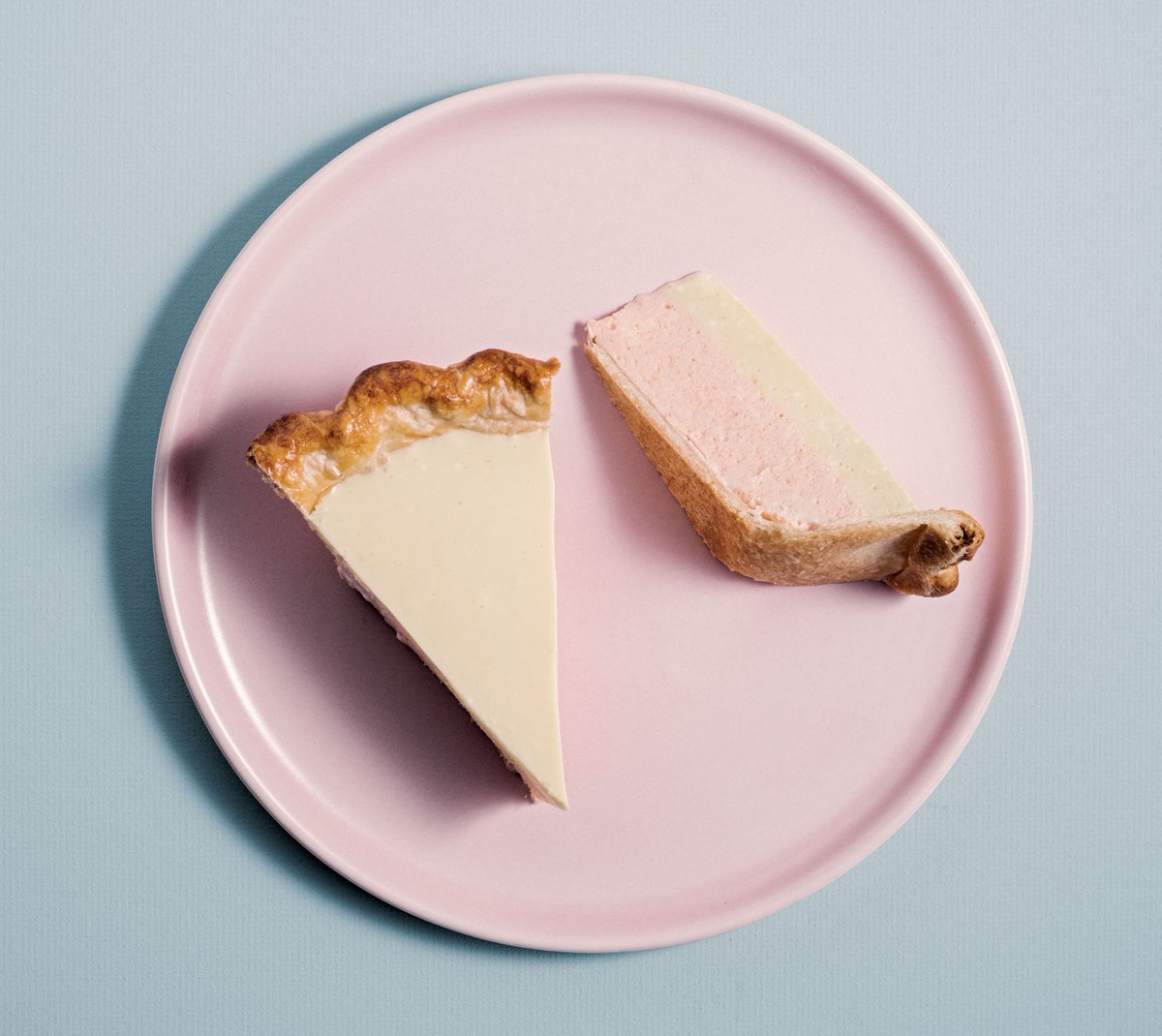 Food52's tweet photo. How two CDC scientists fell in love over pie. https://t.co/C4dOV2gCyn https://t.co/xHcpMroOC5