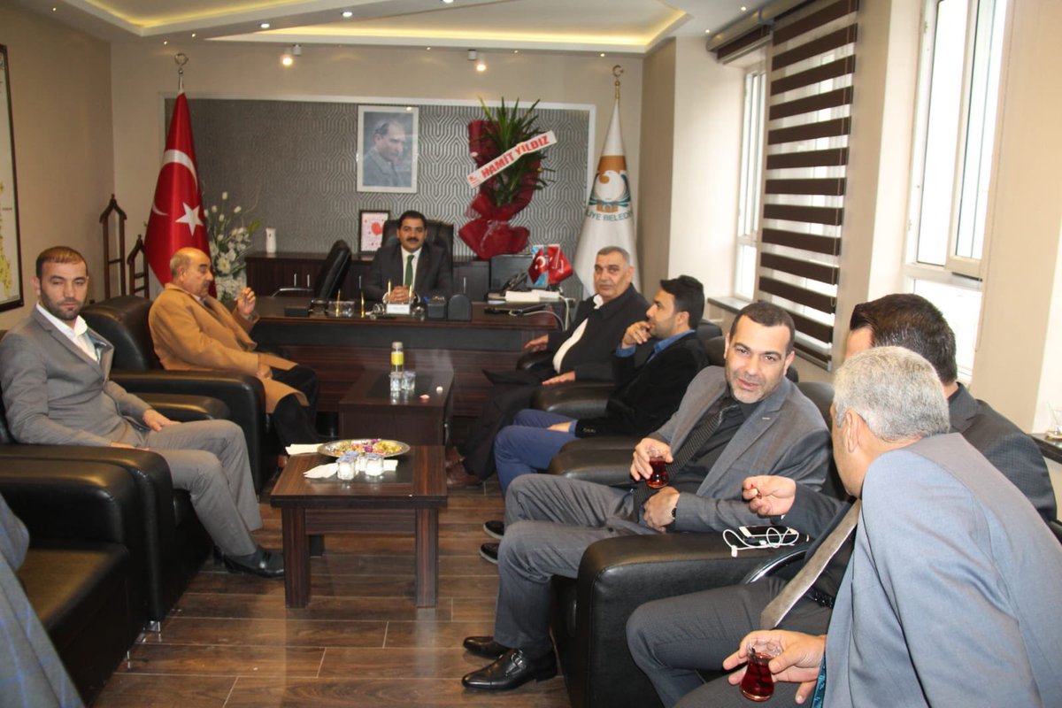 mcanpolatnet's tweet photo. Bizden destek ve dualarını hiçbir zaman esirgemeyen, teveccüh gösterip bizlere hayırlı olsuna gelen kıymetli Haliliyelilere teşekkür ederim.

Söz verdik hep birlikte çok çalışacağız. 

Kazanan Haliliye olacak.

@RT_Erdogan @mehmetozhaseki 
@byildiz63 @zabeyazgul https://t.co/6kWGGrxBSA