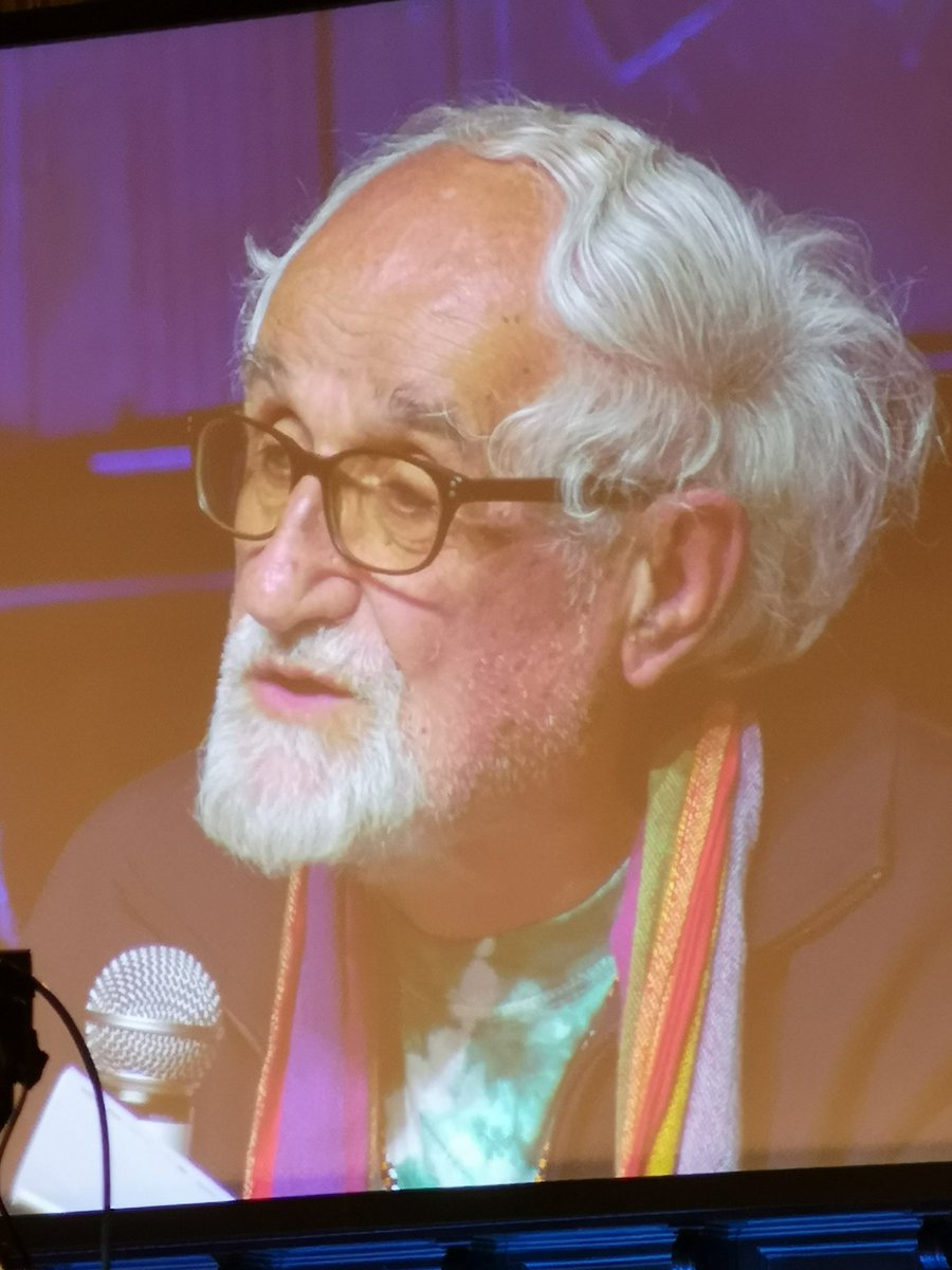 ripaGT's tweet photo. "A voi giovani vi dicono siete il futuro, mandateli a quel paese. Voi siete l'unico presente. Devo ringraziare Greta e tutti quei giovani che stanno svegliando noi adulti, una delle generazioni più maledette che ha sfruttato di più il pianeta"
#ijf19 #gnelab @journalismfest https://t.co/P8vhL6v51d