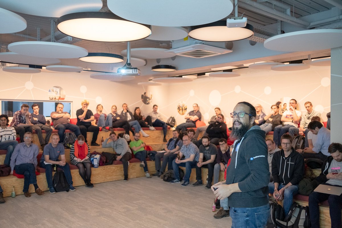 swaleipzigde's tweet photo. Special #meetup @microXchg - @boredabdel the #Google Infrastructure Engineer from Stockholm TALKS on Demystifying #Kubernetes Services! #microXchg #microXchg2019 #k8s https://t.co/xgJvFKd56c