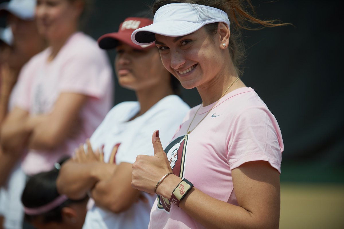 FSU_WTennis's tweet photo. All smi_es cause no L's this weekend 😁

#HuntingTime https://t.co/nW7L7JIutv