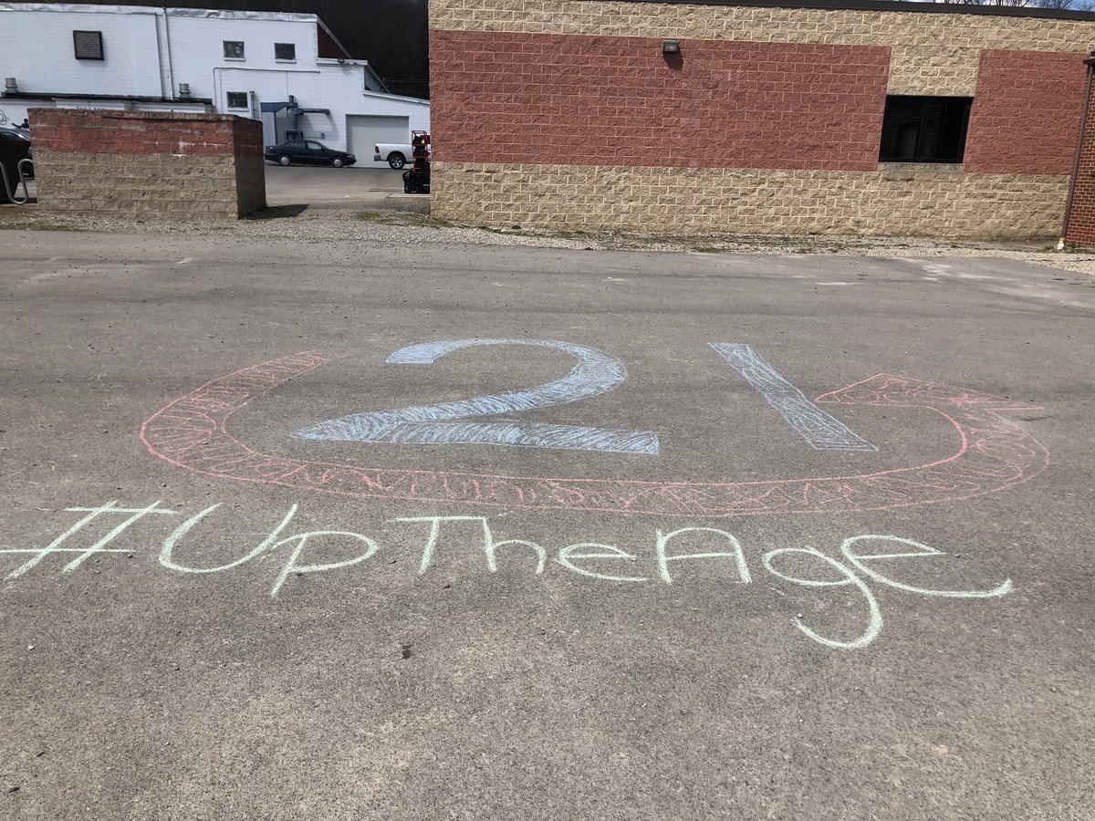TVHSRAZE's tweet photo. #UpTheAge #tvhsraze #wvraze https://t.co/u4BioxHvS3