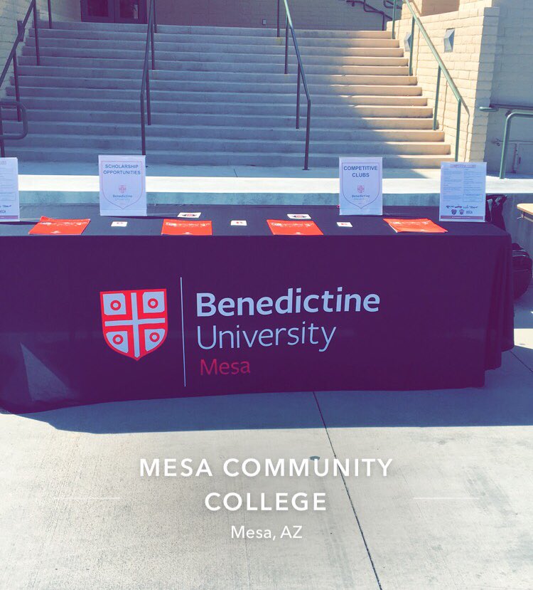 Posted at Mesa Community College today looking for future Redhawk!! 🔴🅱️