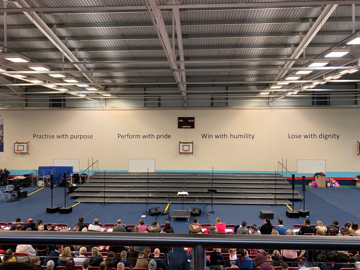 Waiting for my daughter to sing in a huge multi-school #ComeandSing event ⁦@wellingtonsch1⁩ and reflecting on what a good sporting attitude ⁦@wellington_spw⁩ instils in our kids #itsaStateofMind #WorkLifeBalance