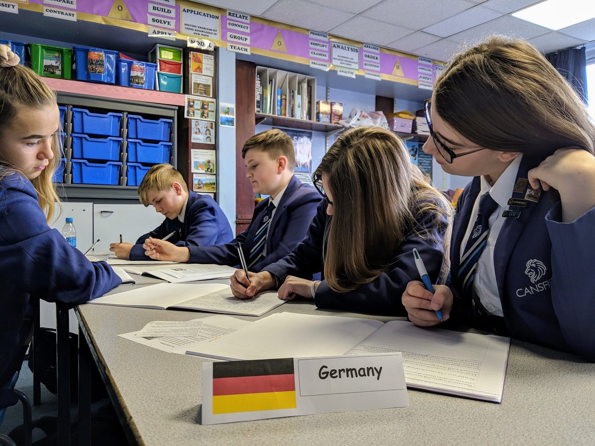mpartington_'s tweet photo. Fantastic Model UN Conference held with 8S today! They worked super hard &amp; demonstrated some excellent critical thinking and questioning. Lovely finish to our citizenship lessons this term 🇬🇧🇫🇷🇷🇺🇩🇪🇮🇹 #citizenship #UnitedNations https://t.co/DOaABGHeDT