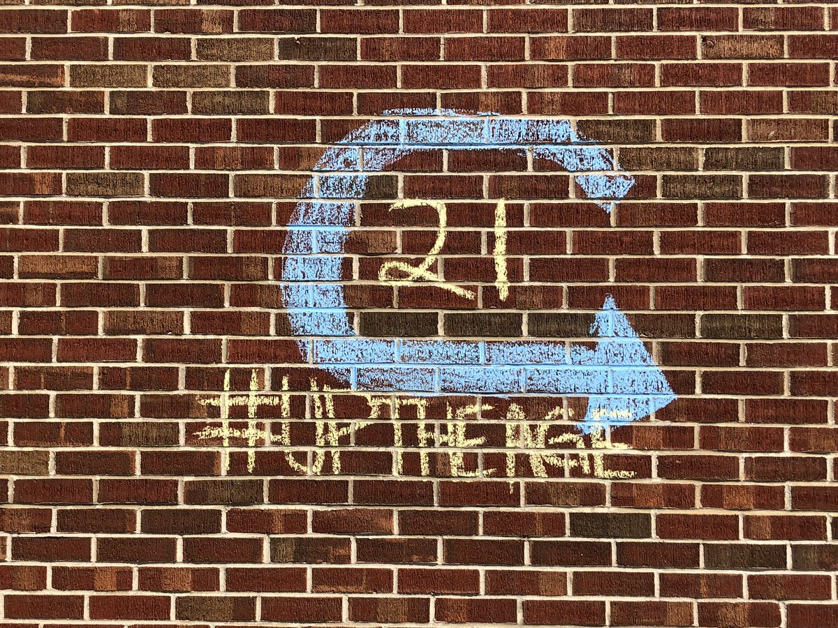 TVHSRAZE's tweet photo. #UpTheAge #tvhsraze #wvraze https://t.co/TXzDdZ5spB