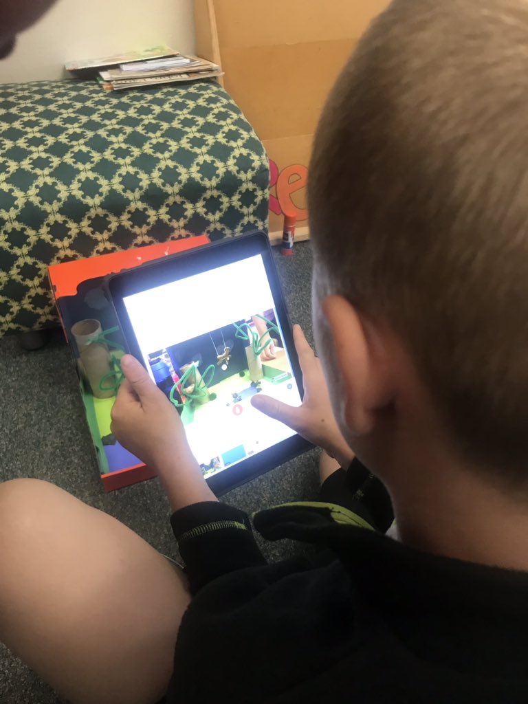 MrsMCommons's tweet photo. Our habitats are finished, animals are made, and our #adobespark videos are being finished! These kiddos have loved every second of this project and I’ve loved seeing their creativity! #animalresearch #growinggreatness #codercats #secondgrade #commonsclass https://t.co/f1wSWNCreV