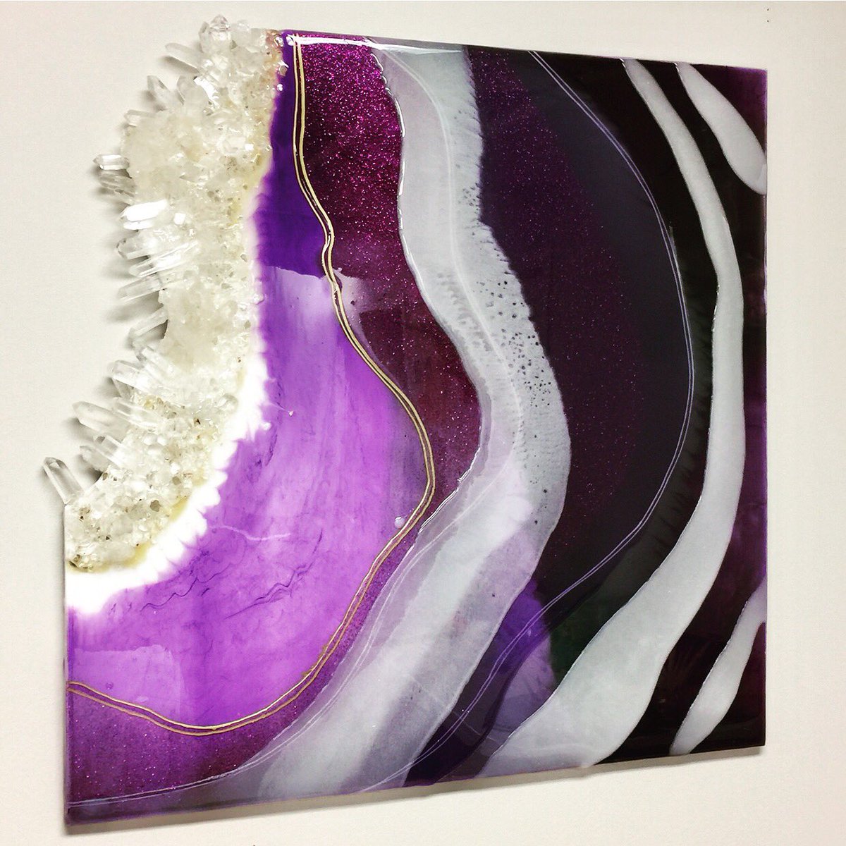Resin Geode installation is up at Jarosa Studio! #fairfieldct #artresin #geode #homedecor #artforsale