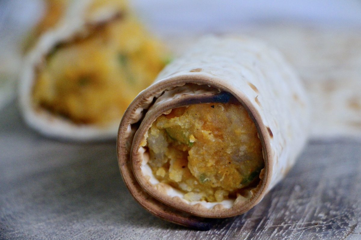 afoodablog's tweet photo. Let you #matzah #rocknroll! #matzo #eggrolls this #Passover #pesach https://t.co/PUeEgL1nHI #Jewish #holiday #food #recipes #foodblog #foodblogger #foodie #Foodiechats #afooda #פסח #מתכונים #פסחשמח https://t.co/u2VkdtR90l
