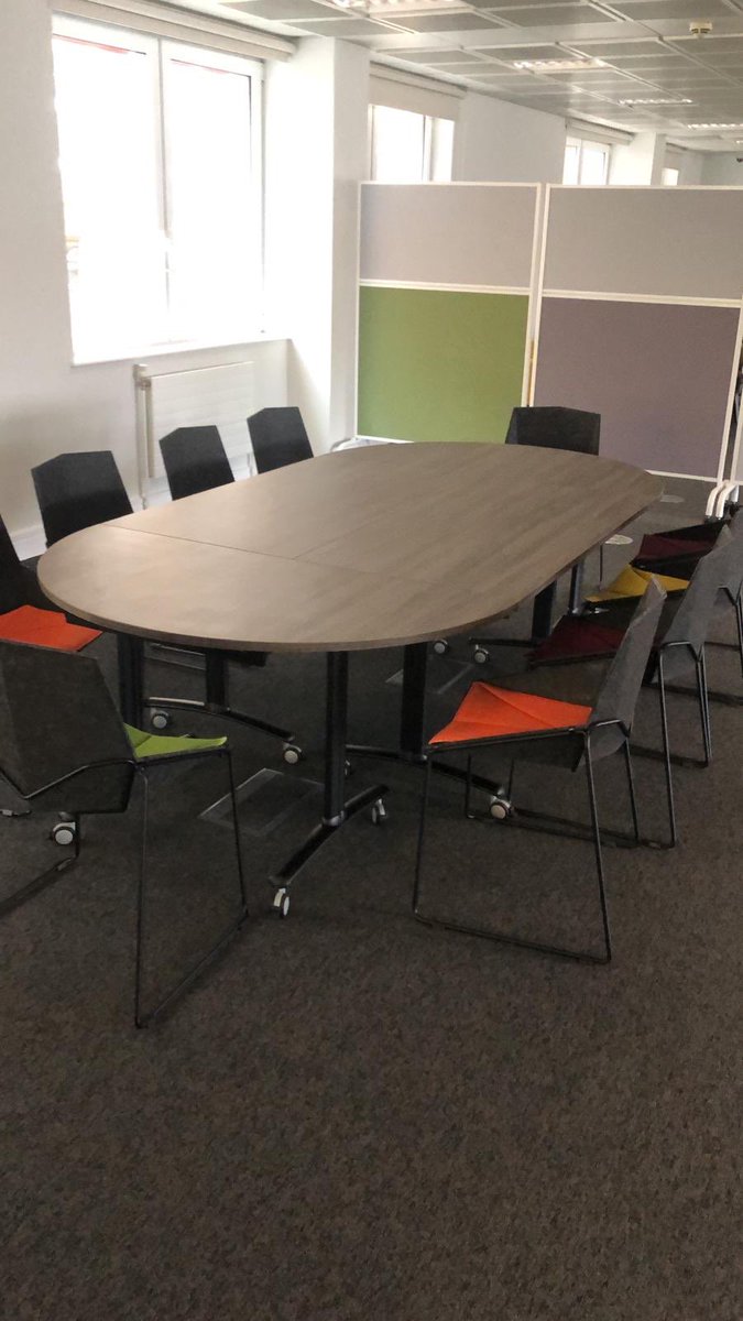 LSBU_BUS's tweet photo. @rtalwar Well good to know that we have just bought a large number of chairs for our new home #businessismoving from fabulous #GreshamOfficeFurniture that are 100% recycled, using plastic bottles and felt. https://t.co/6mVB2oQXsl