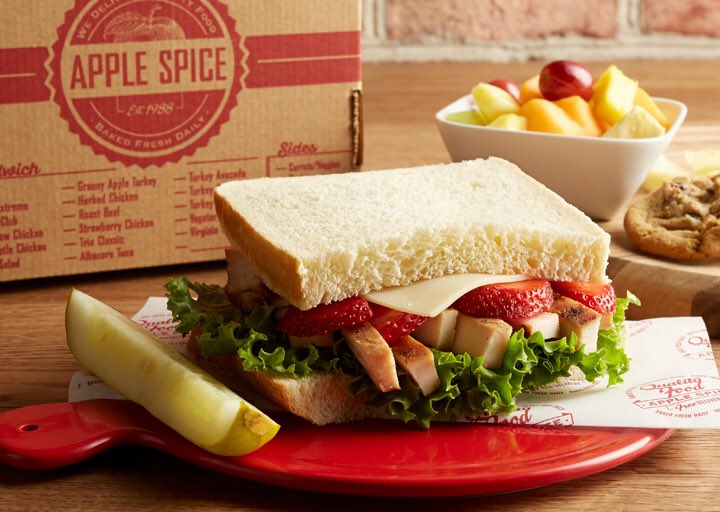 AppleSpiceCHI's tweet photo. Kicking the classics up a notch with unique ingredients that high-five your taste buds. 🍓🥪🍎

312-55-APPLE | https://t.co/a3F8eRFceP

#AppleSpiceCHI #ChicagosCorporateCaterer #WeGotYouCatered #ThinkInsideTheBox https://t.co/J06BAM3ciU