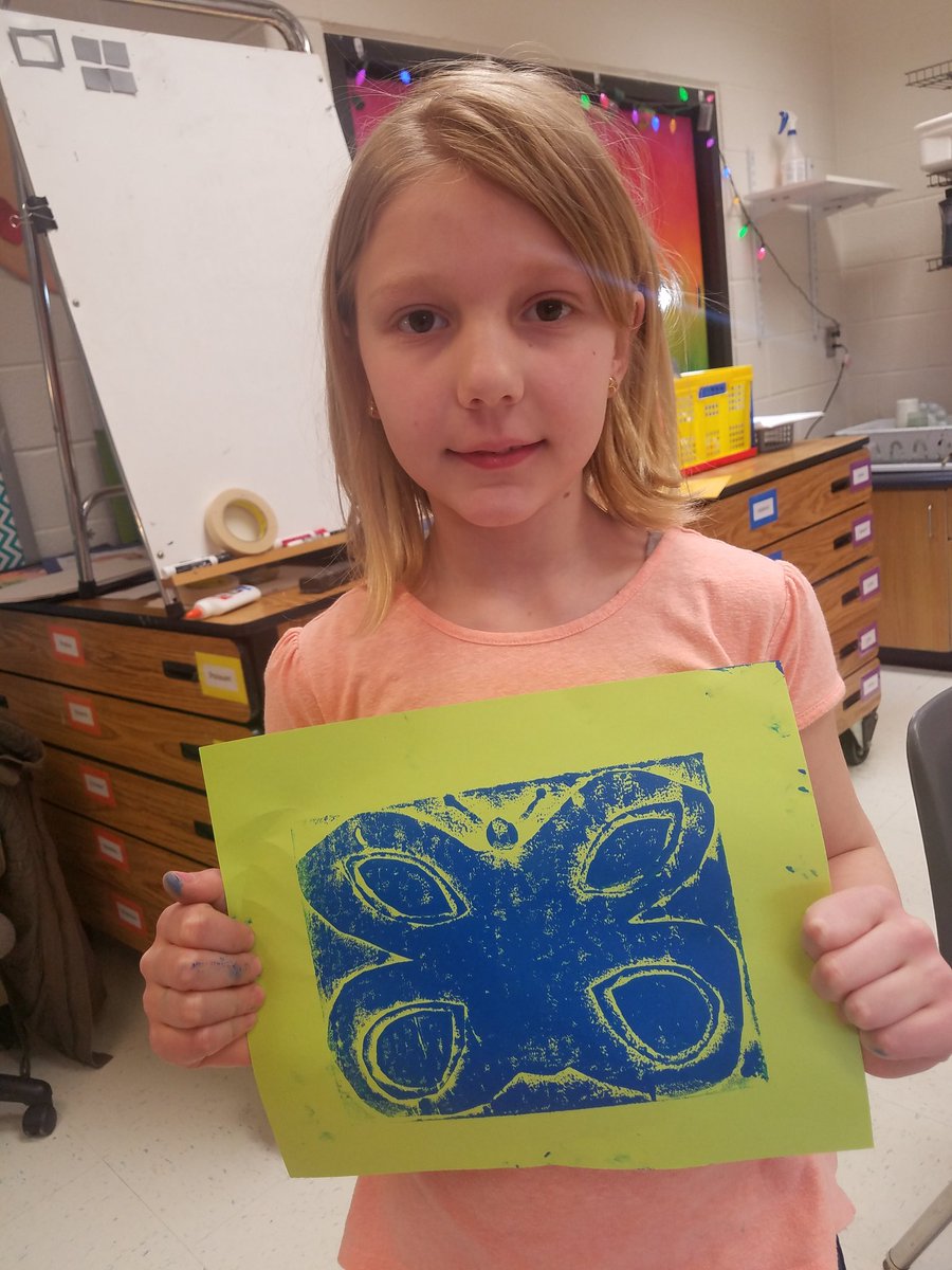SMarionArtEd's tweet photo. More amazing @tolbert2nd butterfly prints. Can't wait to hang them around the windows of their butterfly garden! #TolbertCares #Tolbert19 #tolbertcreates https://t.co/GnozOpsZd2