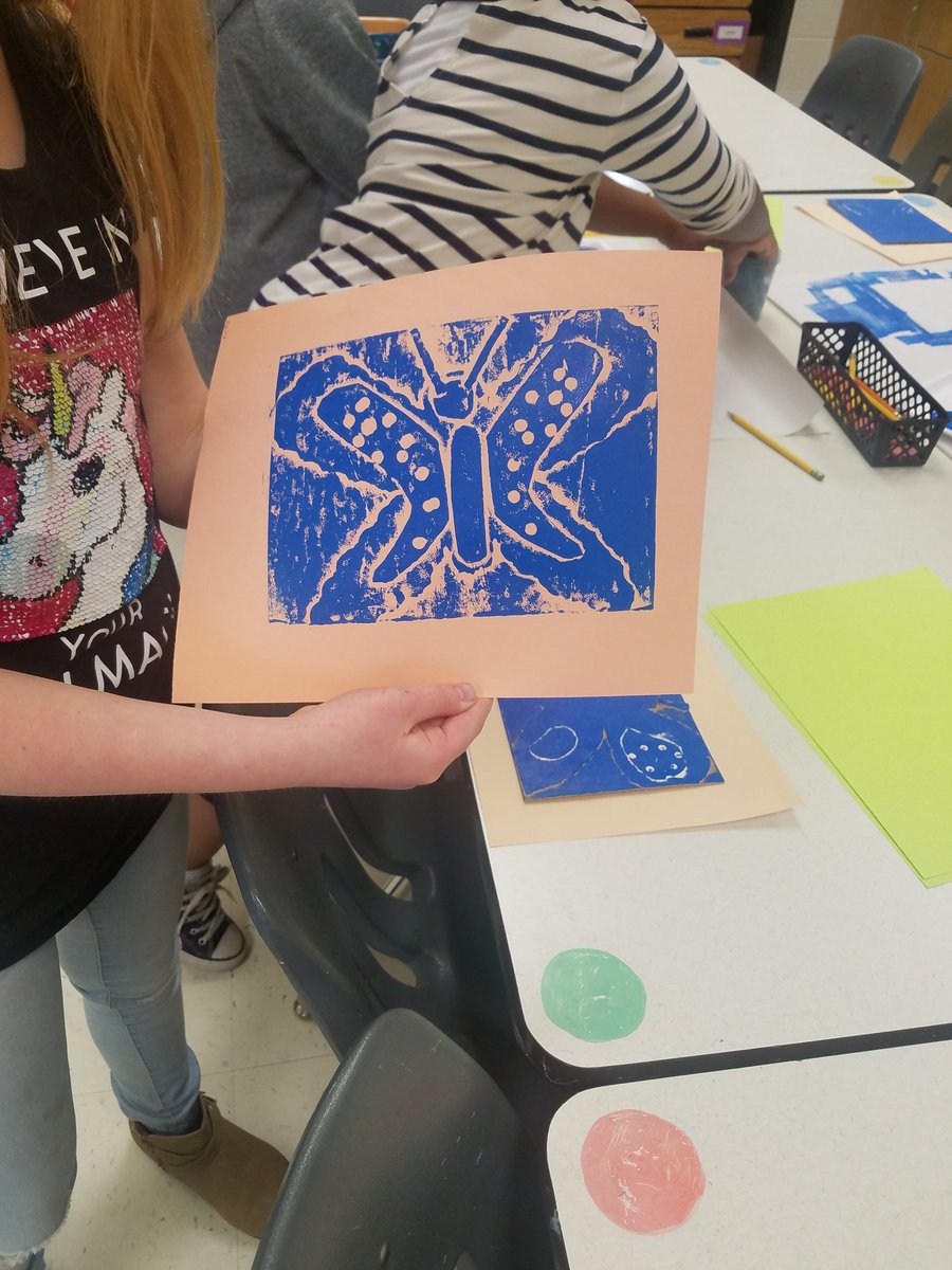 SMarionArtEd's tweet photo. More amazing @tolbert2nd butterfly prints. Can't wait to hang them around the windows of their butterfly garden! #TolbertCares #Tolbert19 #tolbertcreates https://t.co/GnozOpsZd2