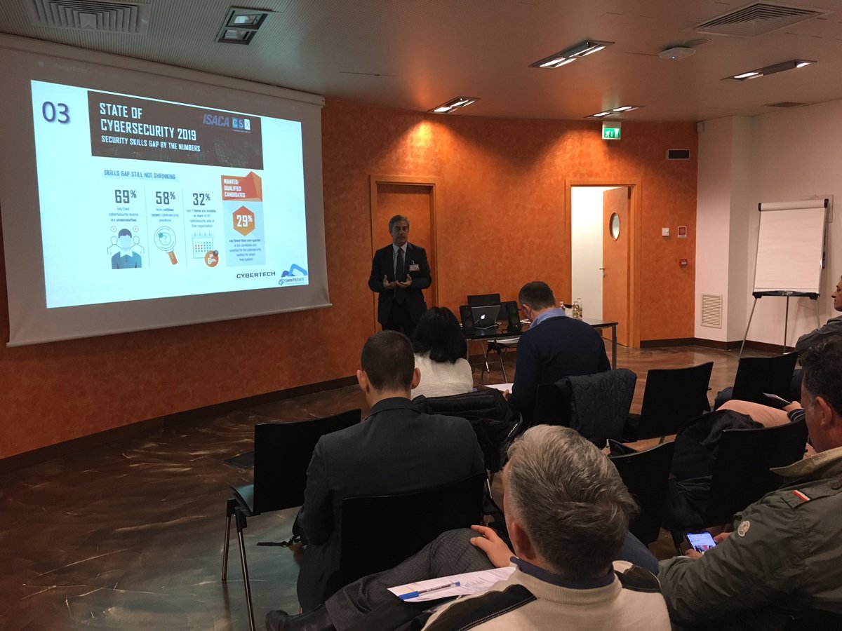 CelaniSilvia's tweet image. #sipartedapadova La #cybersecurity al centro. @MaurizioMilazzo  #SOC #sistemi di #machinelearning per prevenire i #CyberAttack .