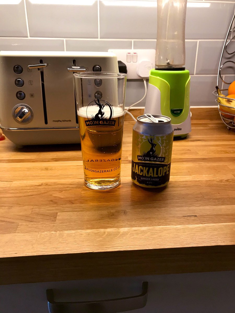 tdefew's tweet photo. @moongazerale @SVertigan Loving the new #Jackalope ginger beer, really refreshing taste after a hard days work #gingerlager #Jackalope #Supportlocal #Yellos https://t.co/SSnn8Igp3i
