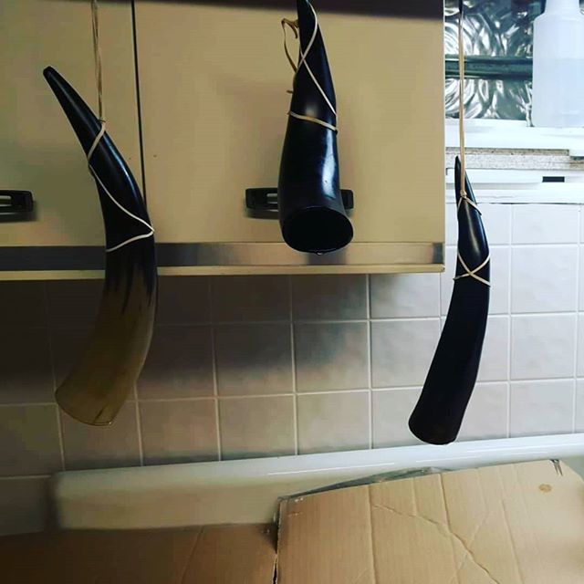 RaeLynBardon's tweet photo. Working on more stock! #vikingandweaver #sca #reenactment #wedding #smallbusiness #etsyseller https://t.co/Dlk7kDmLlB https://t.co/xwxXhxuyXx
