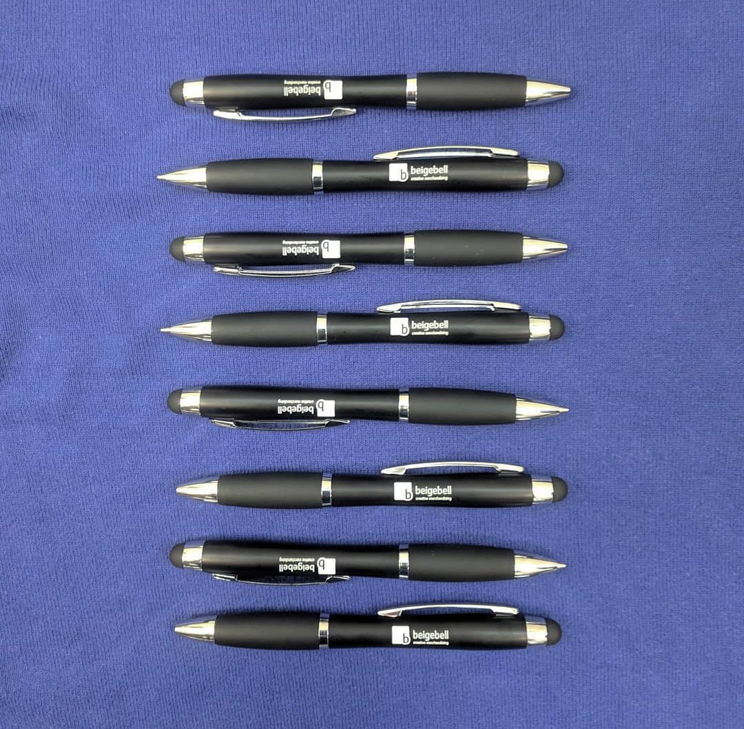 beigebell's tweet image. How boring are plain old pens?! 😴 Brighten up your workplace with the iGlow pens supplied by us! 🖊️📋🗃️ A simple click and your brand could be illuminated! 💫✨ #beigebell #creativemerchandise #lightuppen #glowing #illuminated #bedifferent #yourbrandyourway