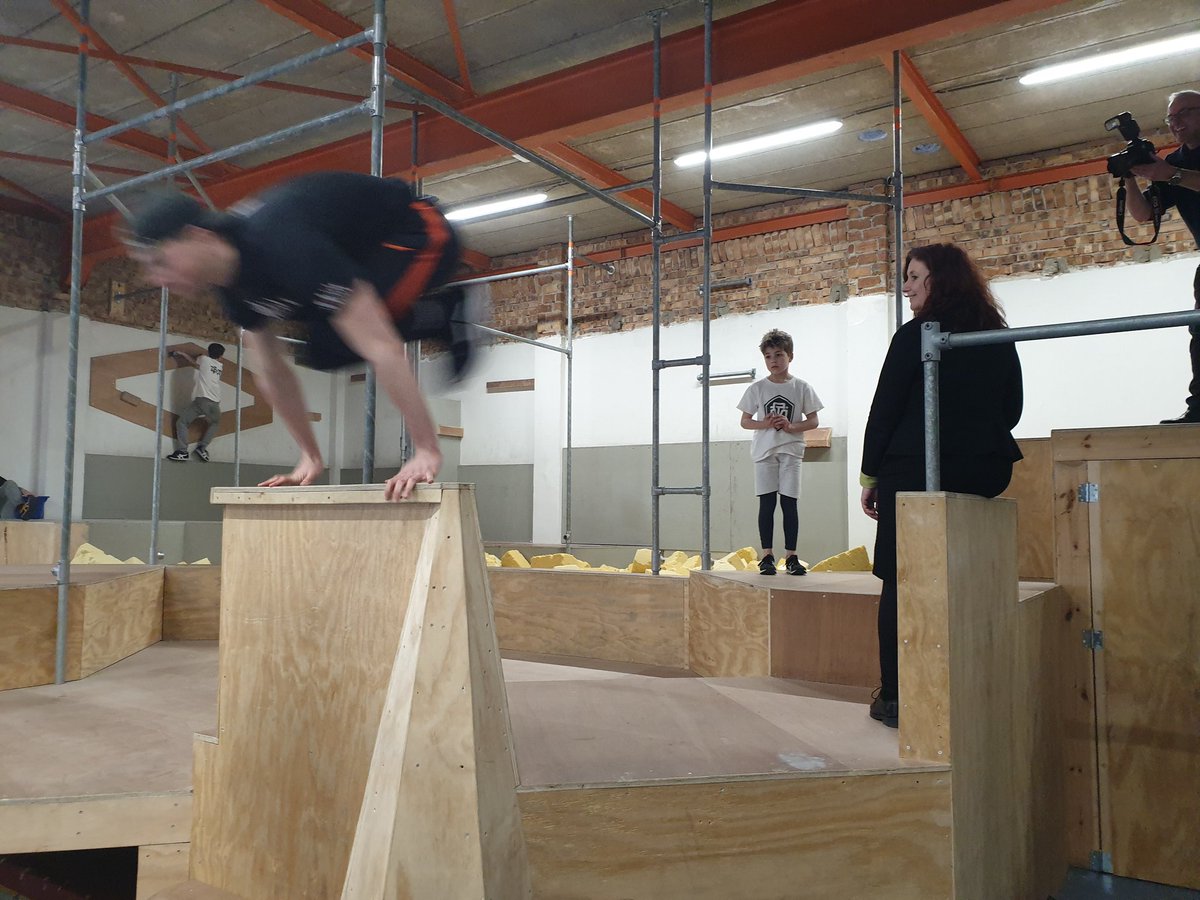 Making my Mark tweet media