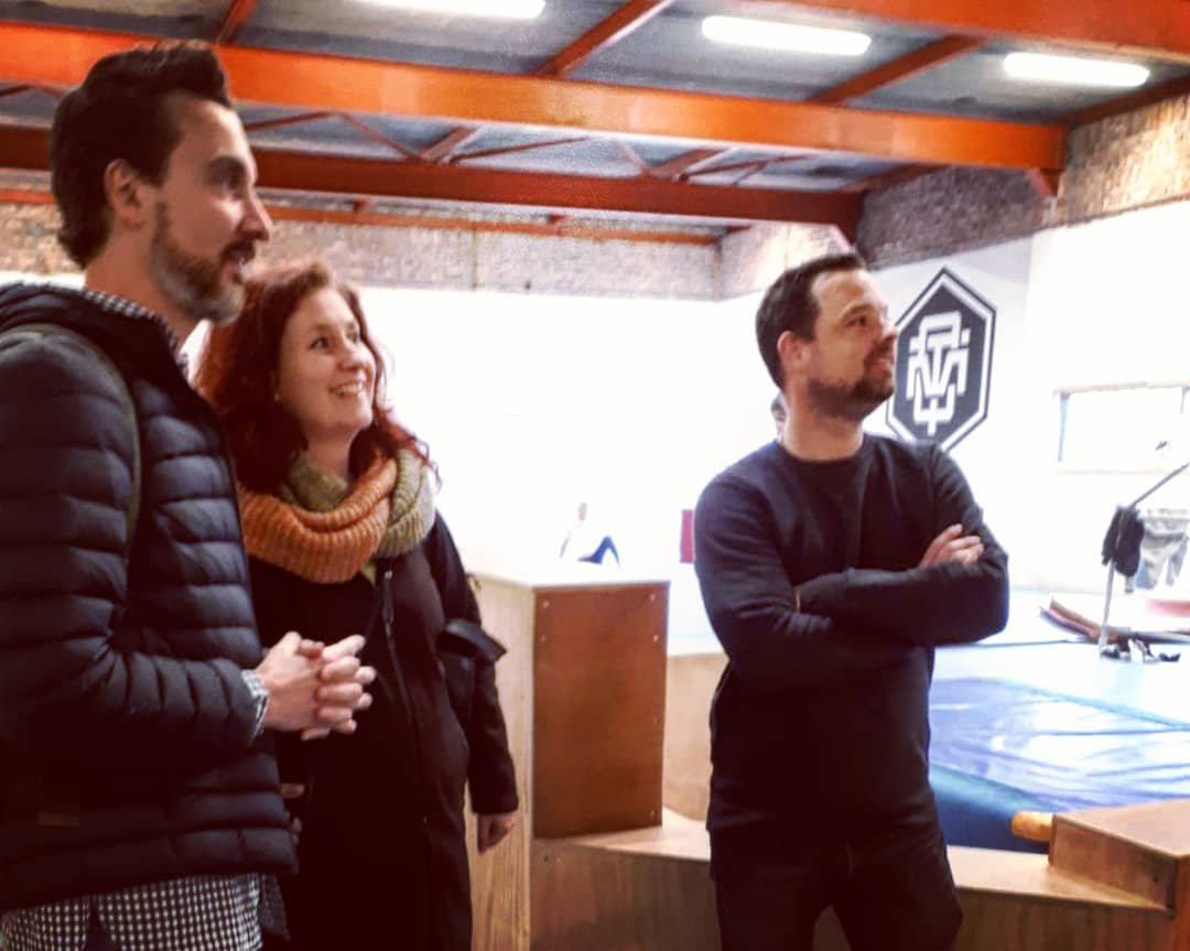 Aan wethouder @RenateRichters mogen laten zien wat een fantastisch urban talentontwikkelingsplatform we hebben bij #Commit040.Plek en community voor iedereen.Waar we vanuit passie samen met jongeren vorm geven aan de toekomst #ILW #Dynamo #freerunning #tricking #veelmeer #strijps