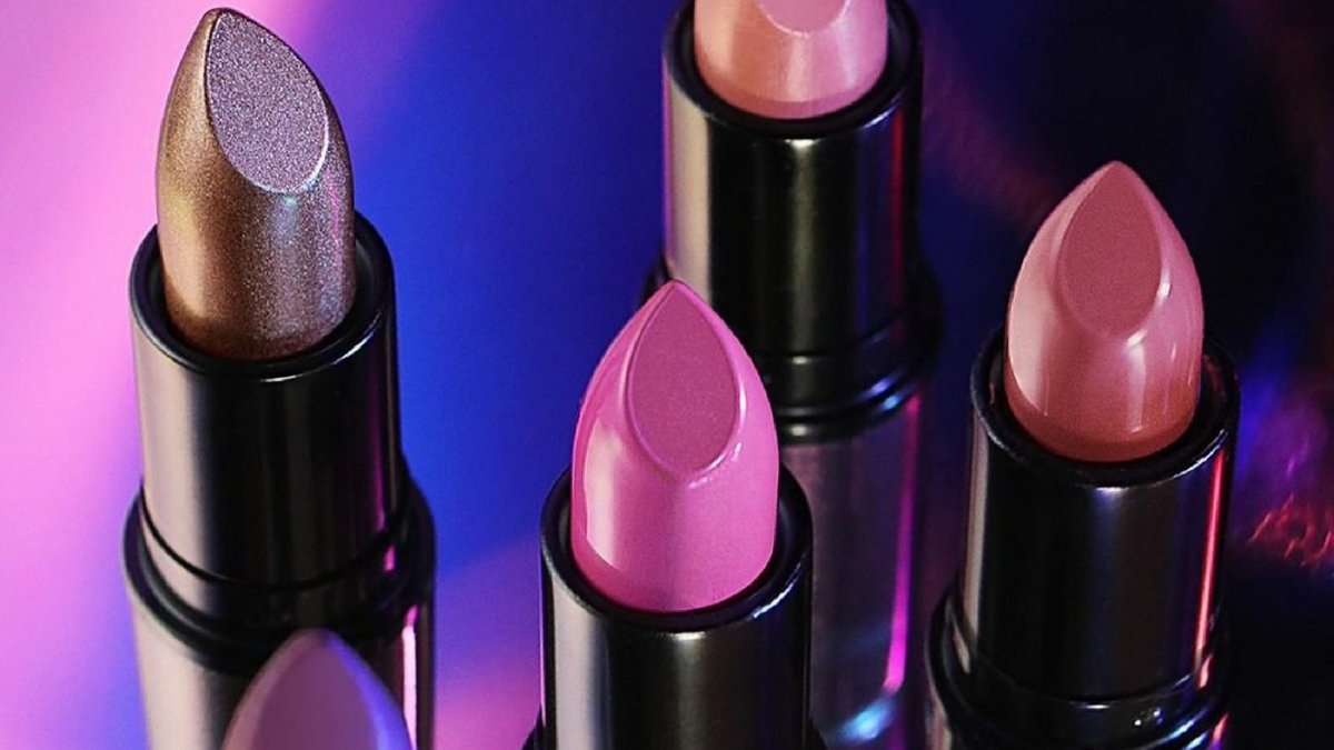 chaos_cosmetics's tweet photo. The Chaos Makeup Fest brings to you beauty experts who will suggest you the perfect makeup shade meant for you and right there that shade will be made for you🎨
#Chaos #ChaosMakeupFest #ChaosCosmetics #BeautyExperts #PerfectMakeup #PerfectShade #MakeupFest #April #Beauty #Makeup https://t.co/75hBH02dkt
