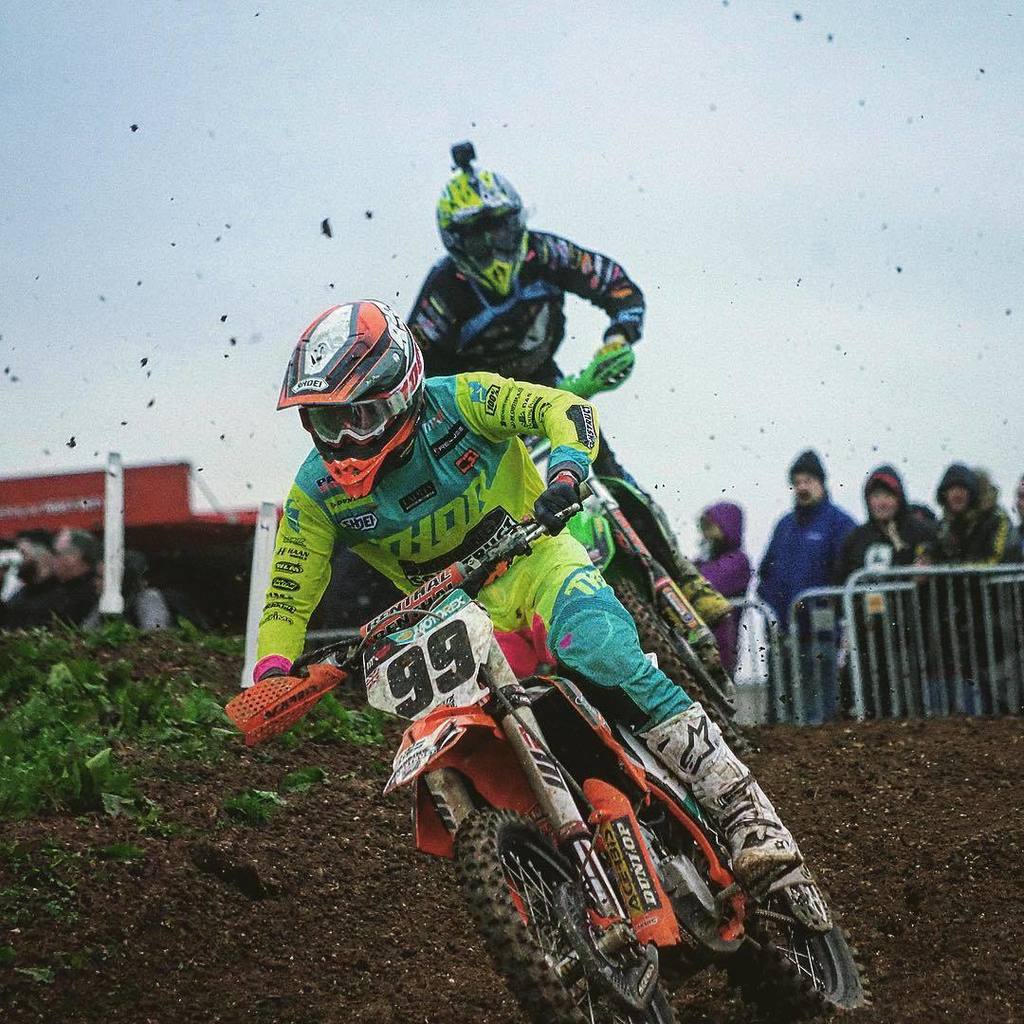 pentax_kozo's tweet photo. MXGP in UK.
モトクロス世界選手権イギリス・ラウンド。
#mxgp #motocross #dirt #motorsports #uk #winchester https://t.co/RcLGCr8TcS https://t.co/qLxJDVzIGi