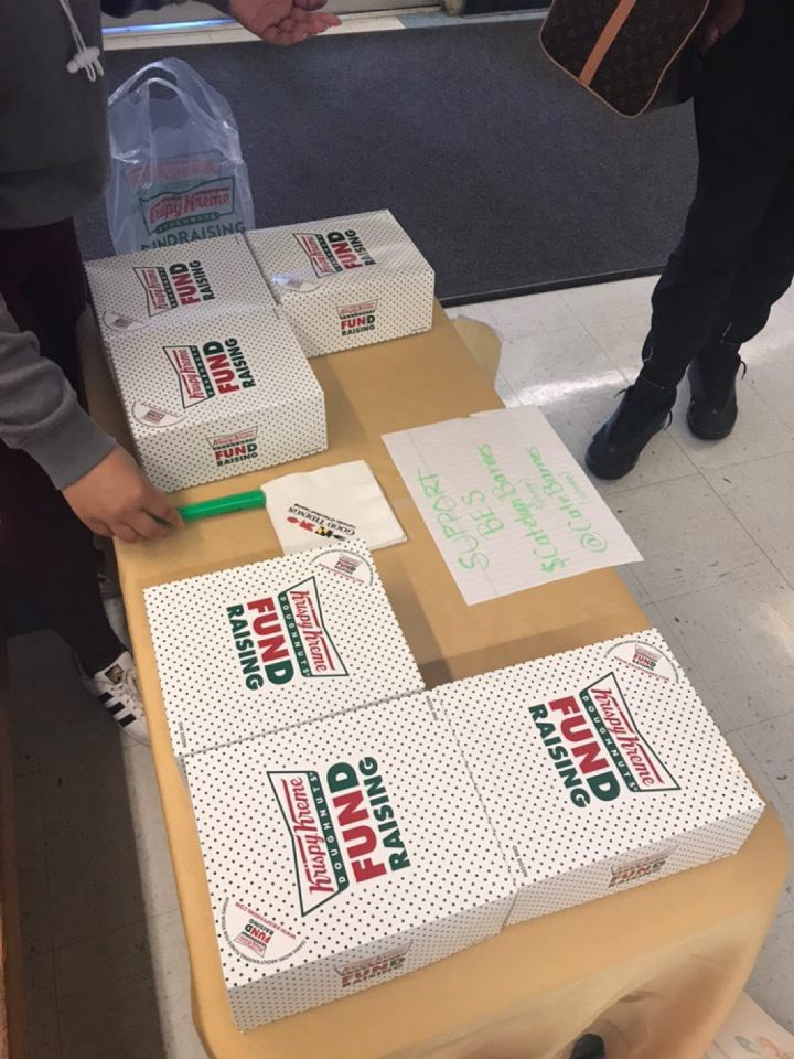 BES_UMCP's tweet photo. The donut sale was a success! 😋 if you didn’t catch us this time be ready for the next food plug 🐷 #FEEDBES #GottaBeQuickerThanThat #FinanceZone 🎒 https://t.co/CiKq42fyR2