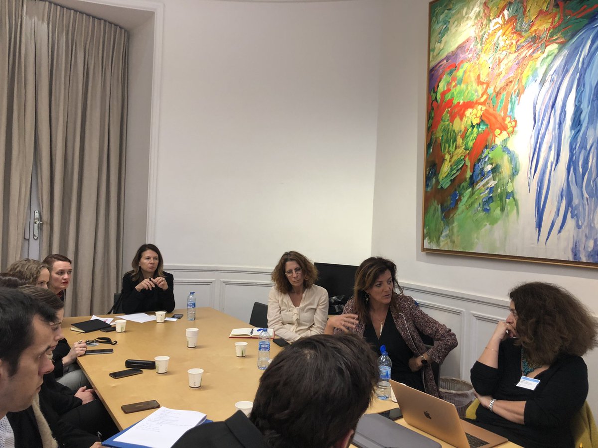 Clubdes52's tweet photo. . Ghada Hatem « l’important c’est de traiter la question de la #grossesse des mineurs et la question de l’#avortement pendant une grossesse non désirée » https://t.co/e9bZm4EgOo