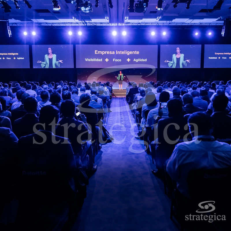 Strategica_PE's tweet photo. El trabajo en equipo fue parte fundamental para llevar a cabo este evento. #SAPPeru #event #corporateevents https://t.co/nb92S2kCgj