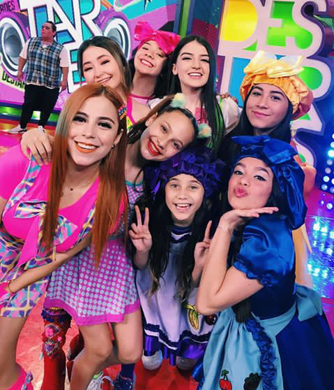 ContrerasSquad's tweet photo. Las cocineritas y bebe mony. ❤

multimediostv-Instagram https://t.co/peFhmCYkKU