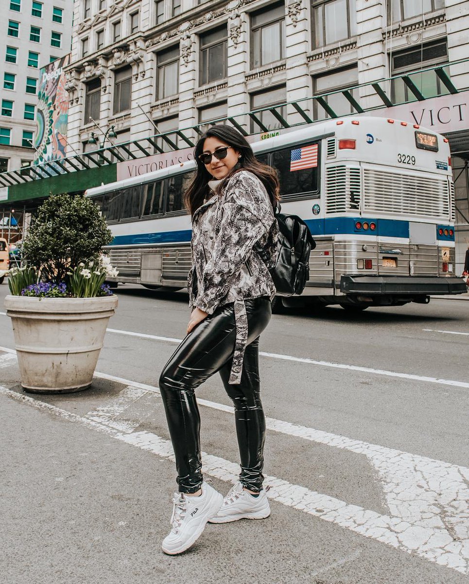 leatherlatexpvc's tweet image. Sofia Solis📍 NYC @sofiasolisb - I look like 4ft tall in this pic, but fun fact I’m actually 5’2 But that’s still pretty short so idk where I’m going with this 😅 @femmeluxefinery #luxegal - Insta Stalker insta-stalker.com/post/BvwmwjCAq…